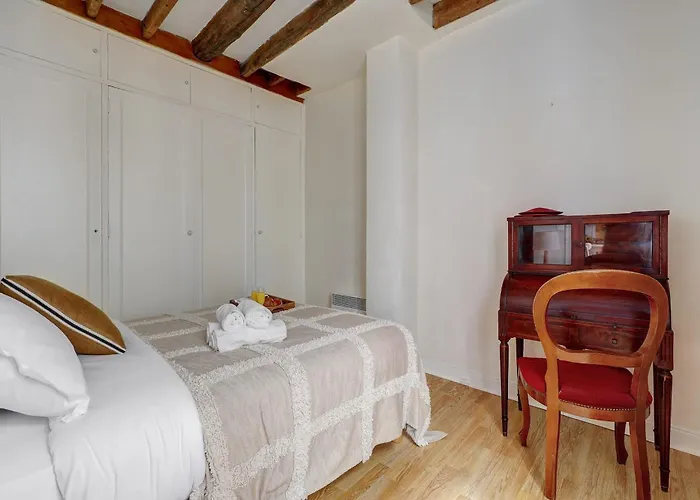 Bnbnova - 1br Eiffel Tower & Rue Cler Apartmán