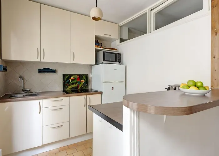 Διαμέρισμα Bnbnova - 1br Eiffel Tower & Rue Cler *