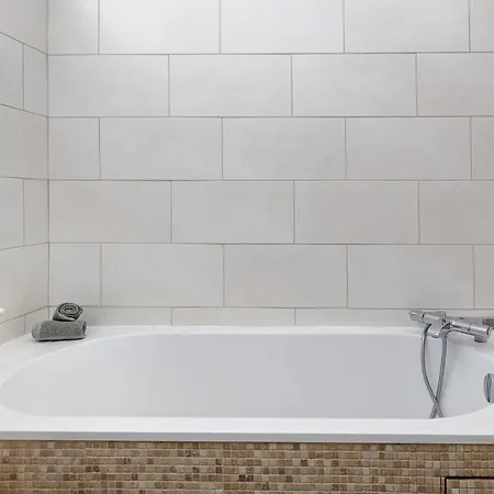 Daire Bnbnova - 1br Eiffel Tower & Rue Cler *