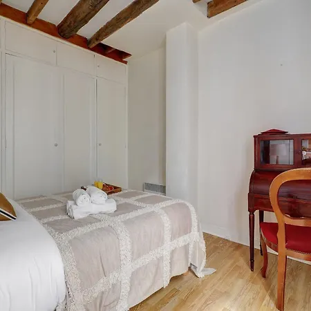 Bnbnova - 1br Eiffel Tower & Rue Cler Daire
